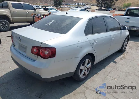 2009 Volkswagen Jetta S from USA, damaged, VIN 3VWJZ71K29M049968